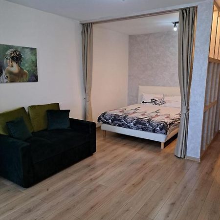 Glamour Studio Oradea Ngoại thất bức ảnh